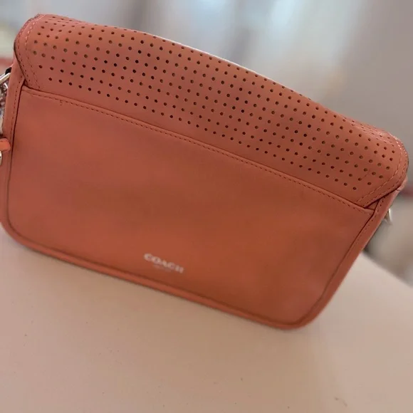 Coach Bag Coral Perforated Leather Penelope Shoulder Purse - Picture 4 of 5